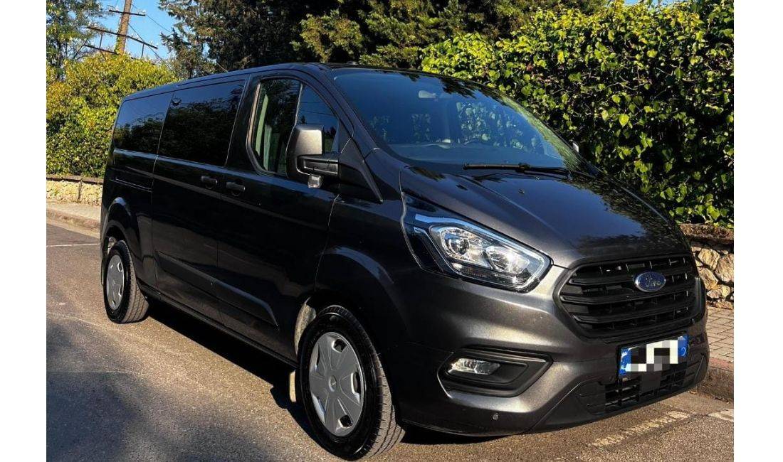 Furgon me qera ne Rinas Tirane 9 vendesh duke filluar nga  100 euro dita