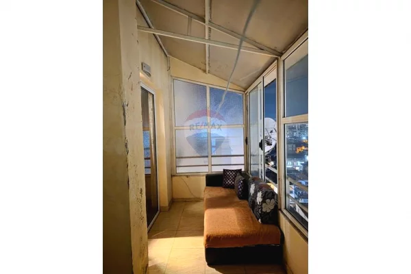 Shtepi ne shitje Apartament ne Tirane, 2+1, Mobilimi E mobiluar, Pagesa 155,000  Euro.