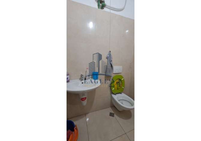 Ambient biznesi me qera 1+1 ne Tirane - 1,200 Euro