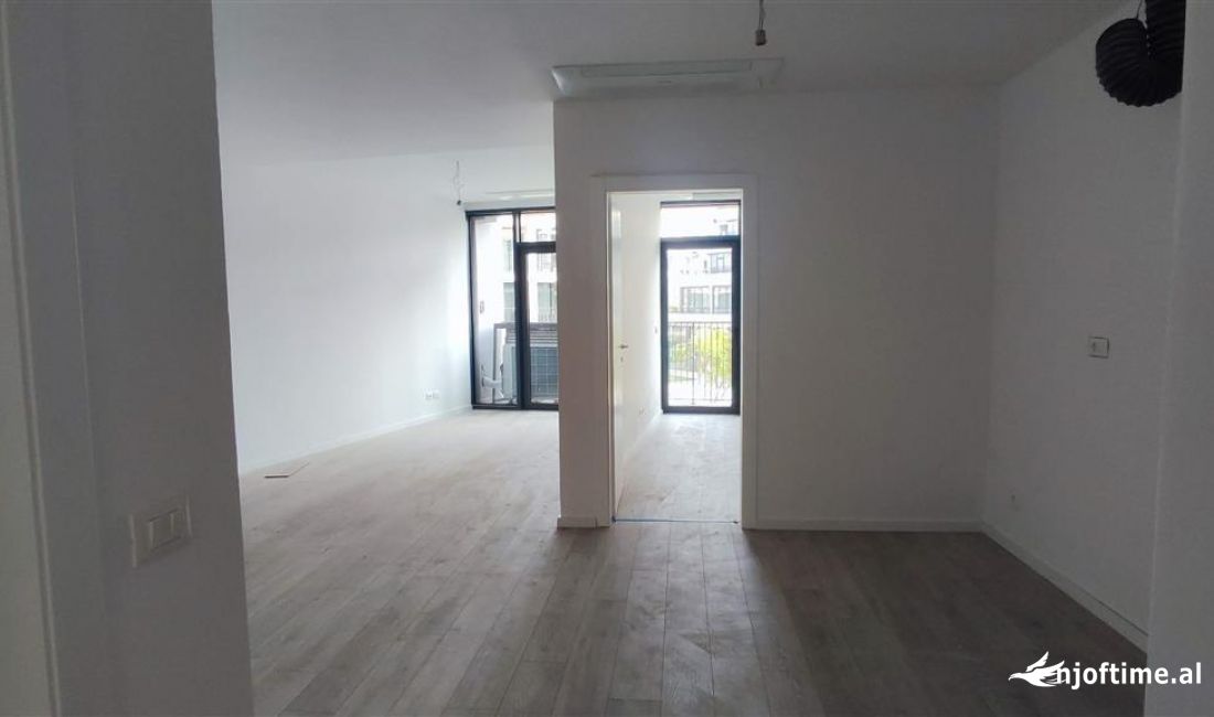 Jepet ambient 2+1+2+Parking me qera , i pershtatshem per zyra tek rezidenca Lake View 