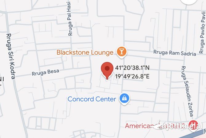 Ambiente Commerciale in Affitto 4+1 a Tirana - 50,000 Leke