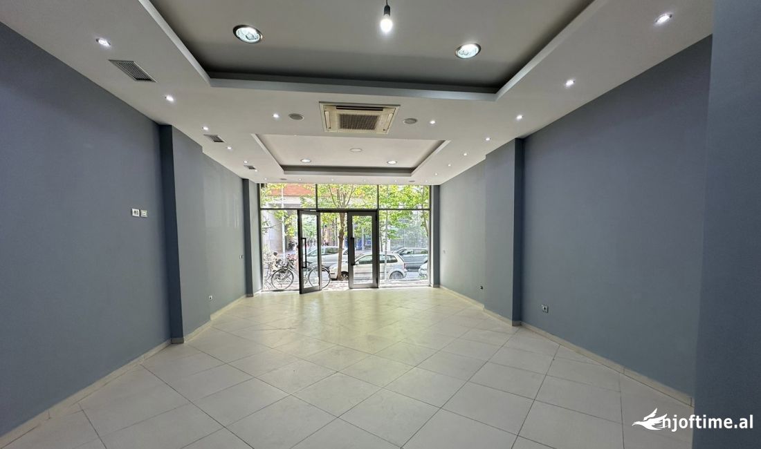 DYQAN 53m2 NE SHITJE - RRUGA E DIBRES