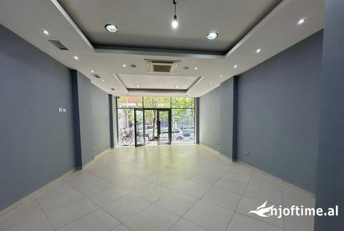 Business Property in Sale 1+1 in Tirana - 142,500 Euro