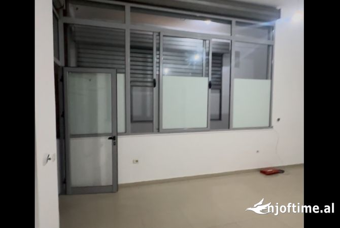 Business Property in Sale 1+1 in Tirana - 67,000 Euro