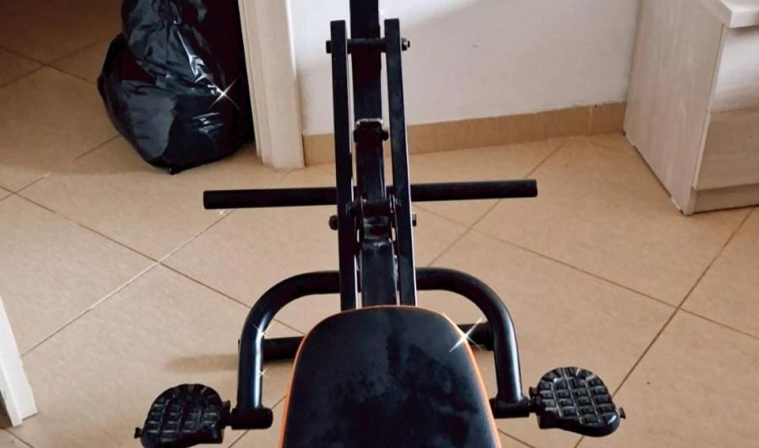 TOTAL CRUNCH  NE SHITJE  