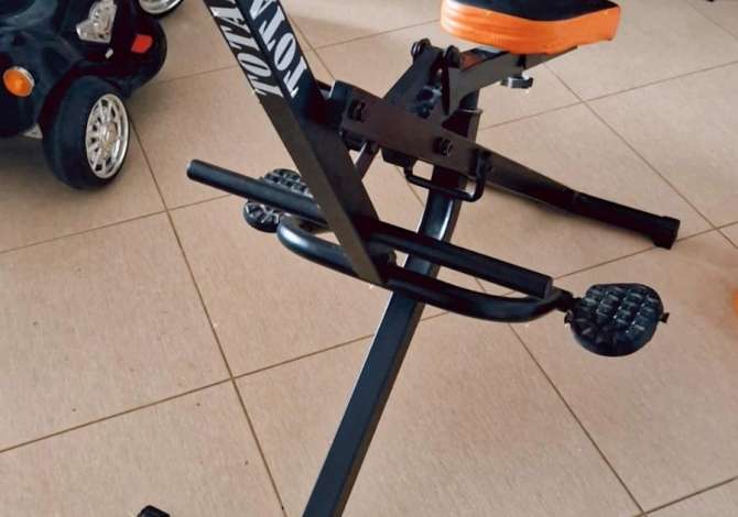 TOTAL CRUNCH  NE SHITJE  