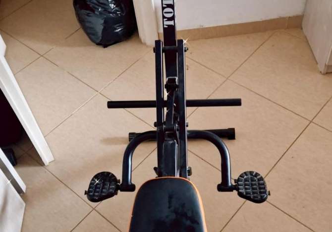 TOTAL CRUNCH  NE SHITJE  