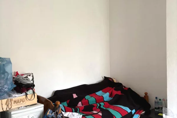 Shtepi ne shitje Apartament ne Tirane, 3+1, Mobilimi E mobiluar, Pagesa 175,000  Euro.