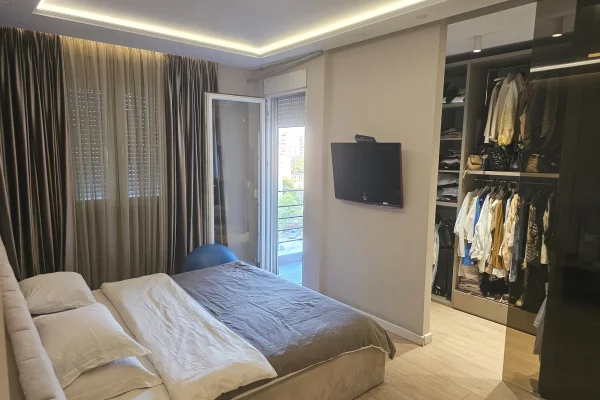 Shtepi ne shitje 3+1 ne Tirane - 350,000 Euro