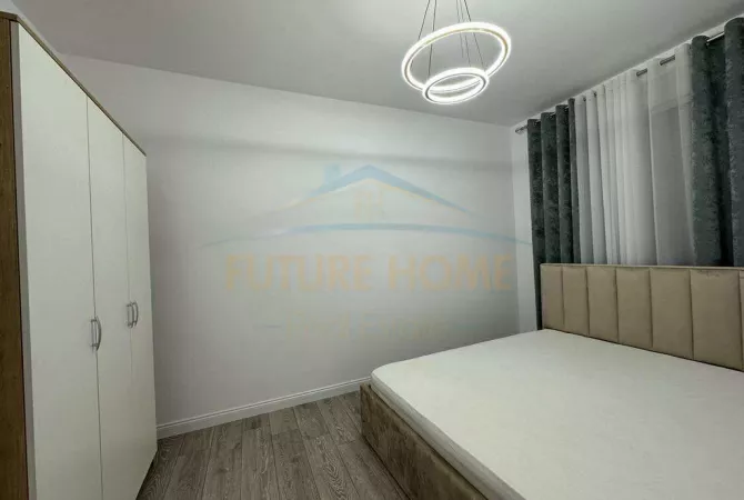 Shtepi me qera Apartament ne Tirane, 2+1, Mobilimi E mobiluar, Pagesa 600  Euro.