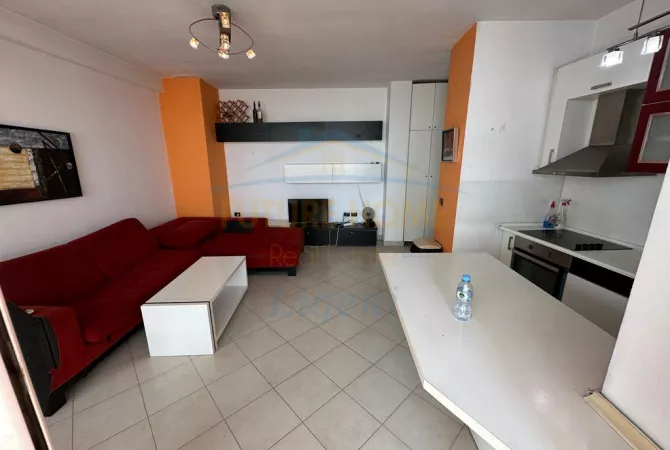 Shitet, Garsoniere, Unaza e Re, Tirane. LI56930