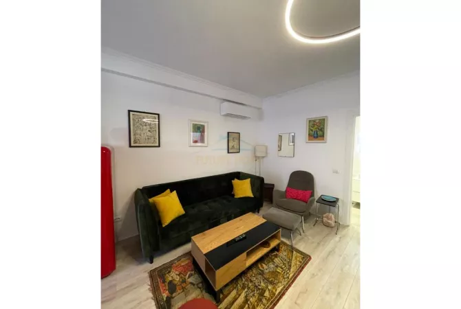 Shtepi me qera Apartament ne Tirane, 1+1, Mobilimi E mobiluar, Pagesa 950  Euro.