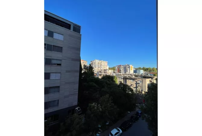 Shtepi me qera Apartament ne Tirane, 1+1, Mobilimi E mobiluar, Pagesa 950  Euro.