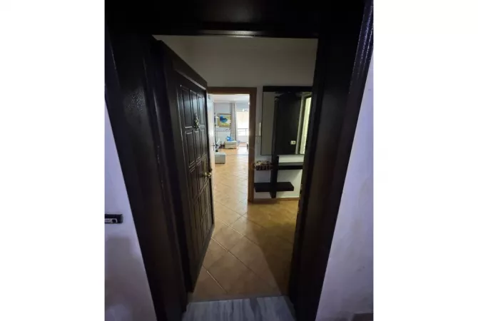 Shtepi ne shitje Apartament ne Tirane, 2+1, Mobilimi E mobiluar, Pagesa 140,000  Euro.