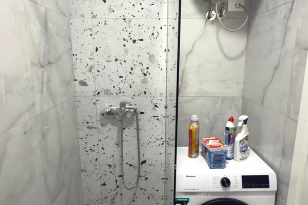 Shtepi me qera Apartament ne Tirane, 1+1, Mobilimi E mobiluar, Pagesa 650  Euro.