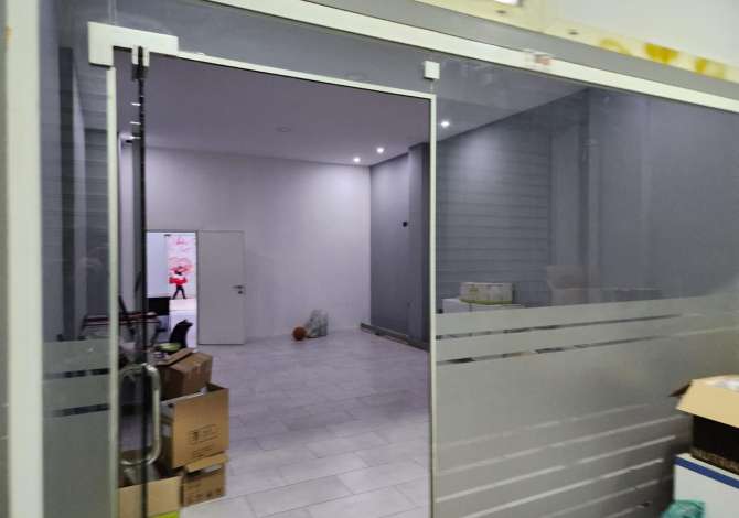 Ambient biznesi me qera 1+1 ne Tirane - 450 Euro