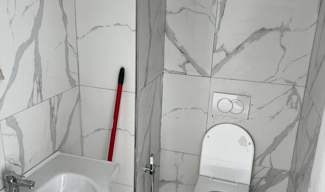 Ambjent per Zyra tek Lake View, 