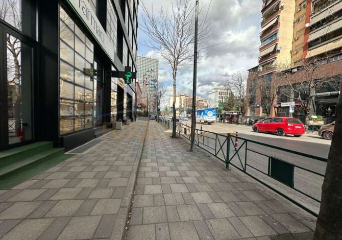 Business Property in Sale 1+1 in Tirana - 911,500 Euro
