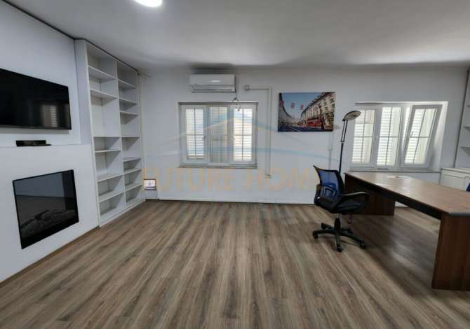 Qera, Ambient Biznesi, Rruga Petro Nini Luarasi