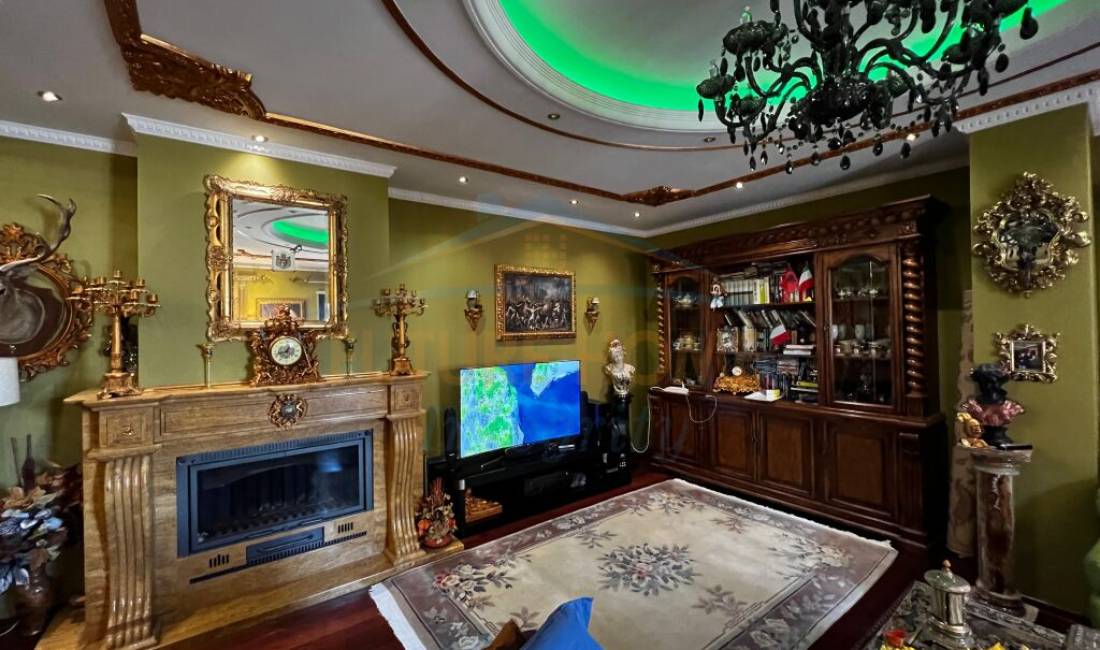 Shtepi ne shitje Apartament ne Tirane, 3+1, Mobilimi E mobiluar, Pagesa 650,000  Euro.