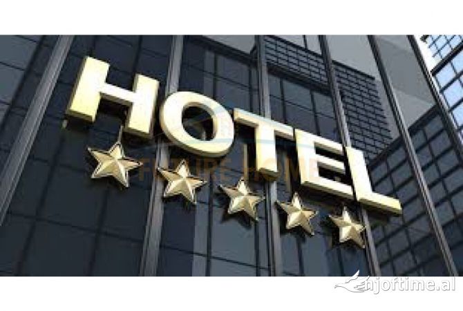 Ambiente Commerciale in Vendita 1+1 a Durazzo - 1,000,000 Euro