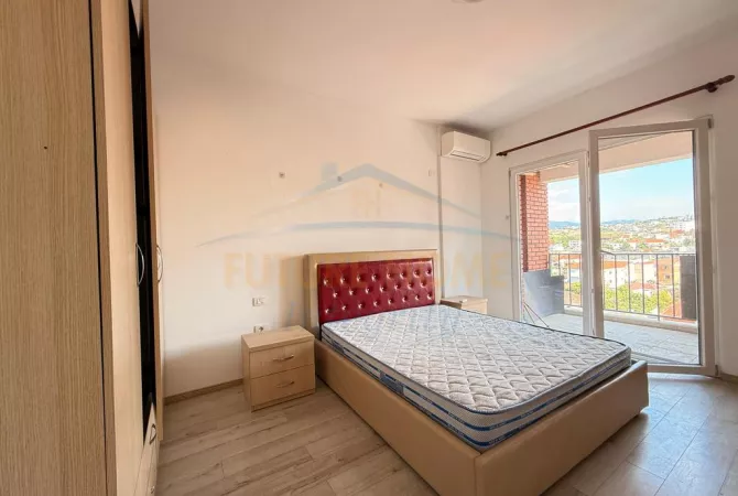 Shtepi ne shitje Apartament ne Tirane, 3+1, Mobilimi Pjeserisht e mobiluar, Pagesa 225,000  Euro.