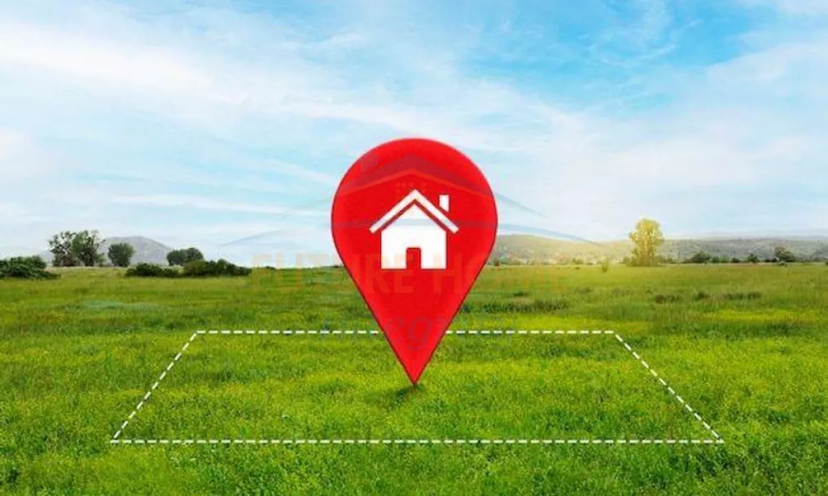 Shitet, Toke, Vore, Tirane.