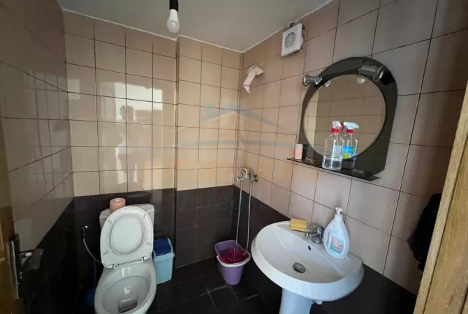 Business Property for Rent 1+1 in Tirana - 460 Euro