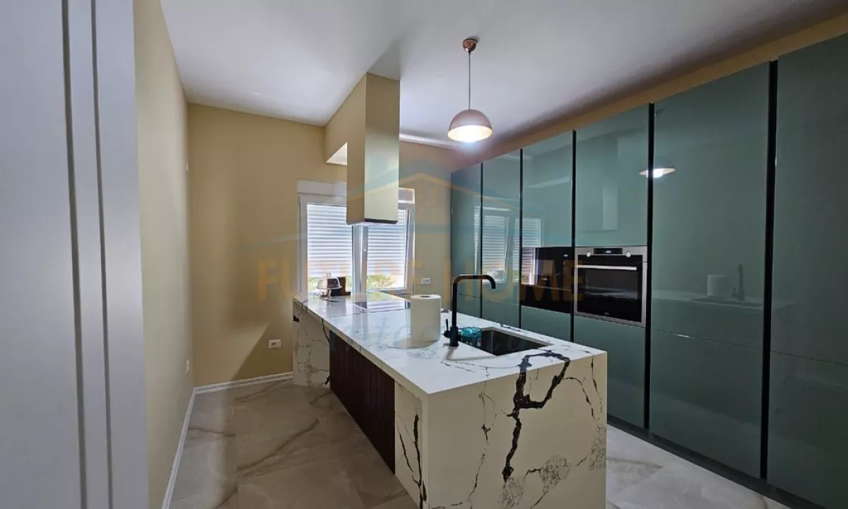 Shtepi me qera Apartament ne Tirane, 2+1, Mobilimi E mobiluar, Pagesa 100,000  Leke.