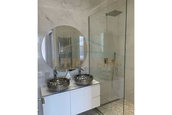 Shtepi me qera Apartament ne Tirane, 1+1, Mobilimi E mobiluar, Pagesa 1,000  Euro.