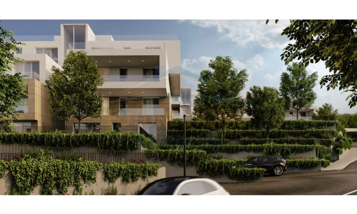 Shtepi ne shitje Duplex(shtepi me 2 kate) ne Tirane, 3+1, Mobilimi Bosh, pa mobiluar, Pagesa 339,000  Euro.