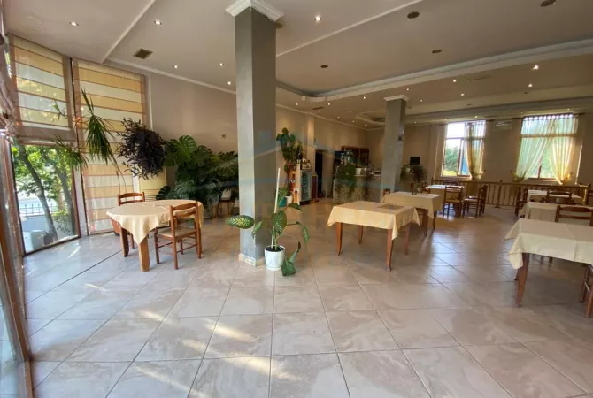 Business Property for Rent 1+1 in Tirana - 2,500 Euro