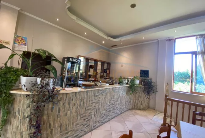 Qera, Ambient Biznesi 2-katesh+Parkim, Sauk, Tirane.