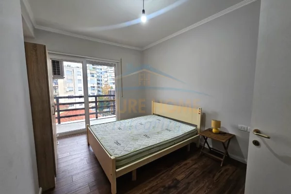 Shtepi me qera Apartament ne Tirane, 2+1, Mobilimi E mobiluar, Pagesa 800  Euro.
