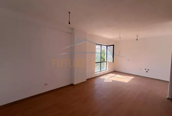 Shtepi ne shitje 3+1 ne Tirane - 190,148 Euro