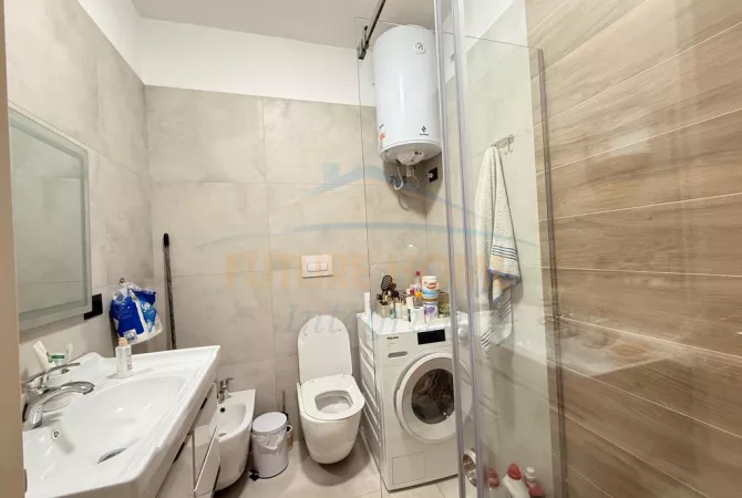 Shtepi ne shitje Apartament ne Tirane, 1+1, Mobilimi E mobiluar, Pagesa 227,000  Euro.