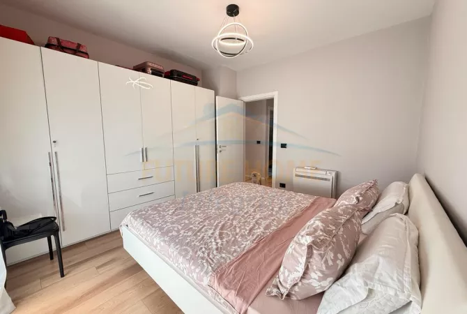 Shtepi ne shitje Apartament ne Tirane, 1+1, Mobilimi E mobiluar, Pagesa 227,000  Euro.