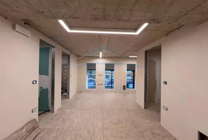 Qera, Ambient Biznesi, Rezidenca Erli, Tirane.