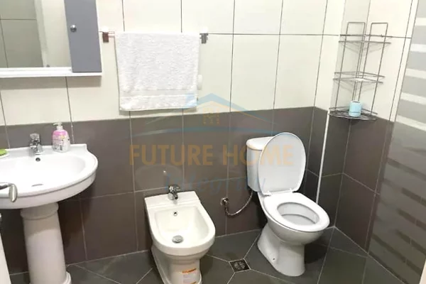 Shtepi me qera Apartament ne Vlore, 1+1, Mobilimi E mobiluar, Pagesa 400  Euro.