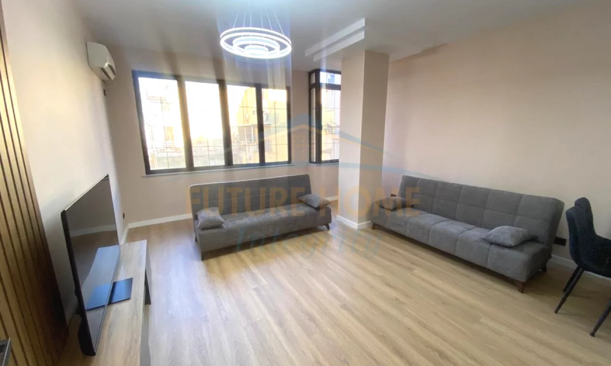 Shtepi me qera Apartament ne Tirane, 1+1, Mobilimi E mobiluar, Pagesa 570  Euro.
