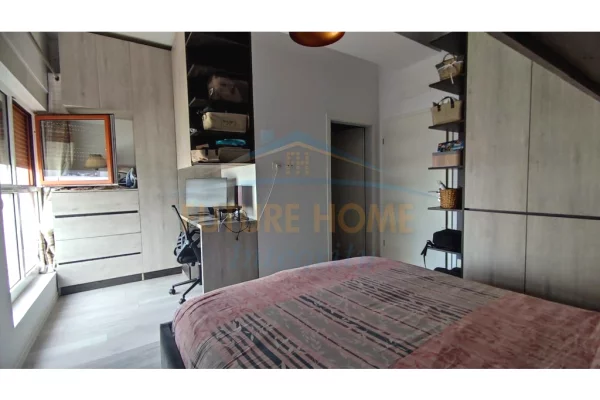 Appartamento in vendita a Tirana 2+1, Arredato