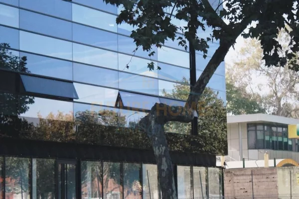Business Property in Sale 1+1 in Tirana - 420,000 Euro