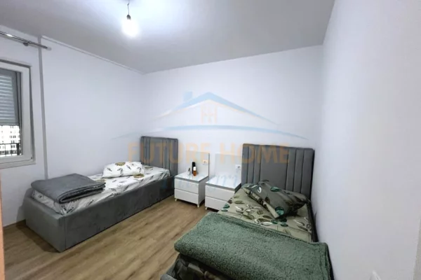 Shtepi me qera Apartament ne Tirane, 2+1, Mobilimi E mobiluar, Pagesa 550  Euro.