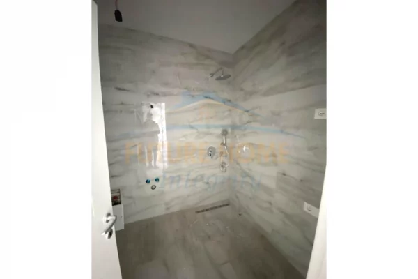 Shtepi me qera Apartament ne Tirane, 1+1, Mobilimi Bosh, pa mobiluar, Pagesa 1,000  Euro.