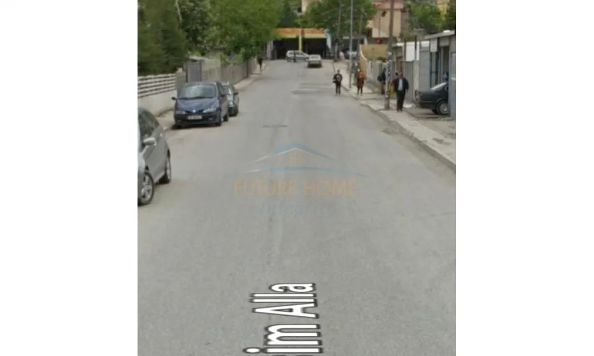 Shtepi ne shitje Apartament ne Tirane, 2+1, Mobilimi Bosh, pa mobiluar, Pagesa 250,000  Euro.