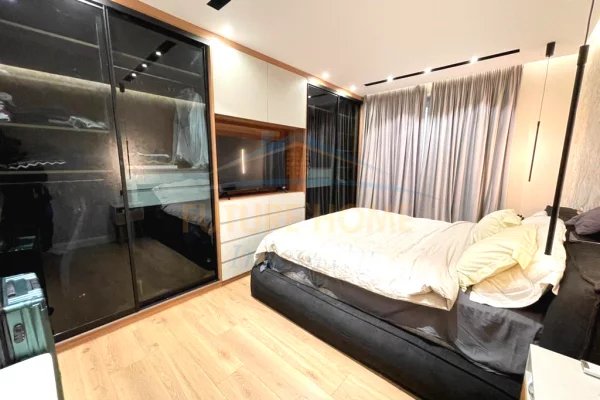 Shtepi me qera Apartament ne Tirane, 2+1, Mobilimi E mobiluar, Pagesa 1,500  Euro.