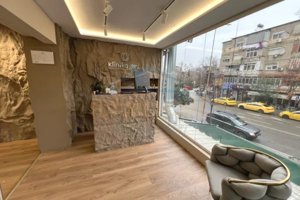 Qera, Ambient Biznesi, Rruga Irfan Tomin, Tiranë.