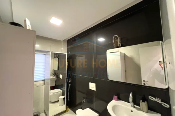 Qera, Ambient Biznesi, Rruga Irfan Tomin, Tirane.