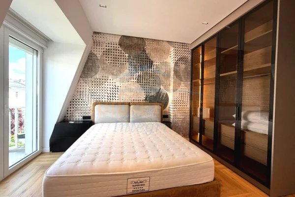 Shtepi me qera Apartament ne Tirane, 2+1, Mobilimi E mobiluar, Pagesa 2,200  Euro.