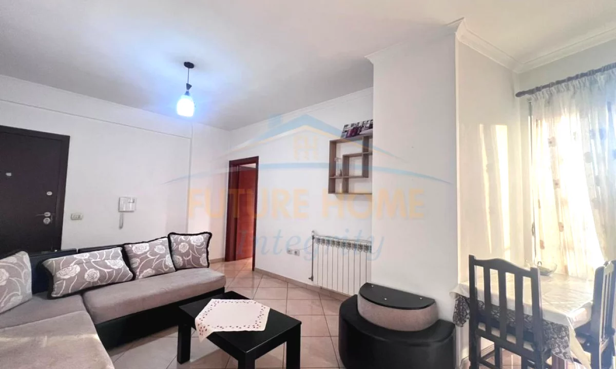 Shtepi me qera Apartament ne Tirane, 1+1, Mobilimi E mobiluar, Pagesa 45,000  Leke.